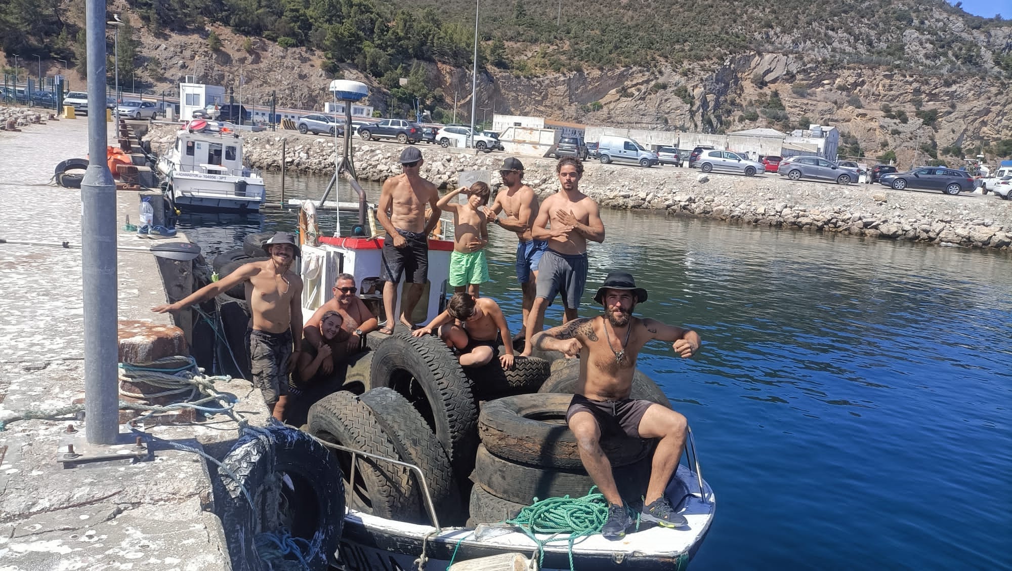 Limpeza da Praia da Baleeira